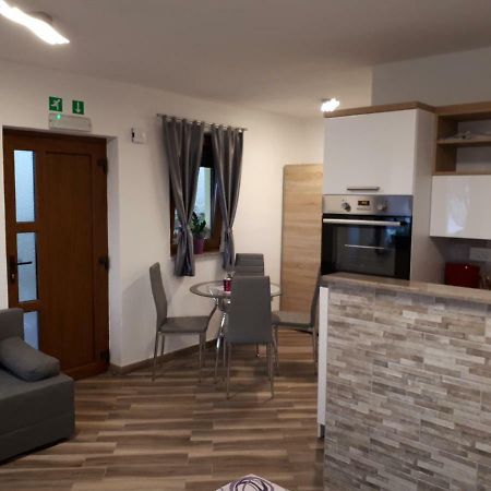 Apartment Dujica Senj  Buitenkant foto